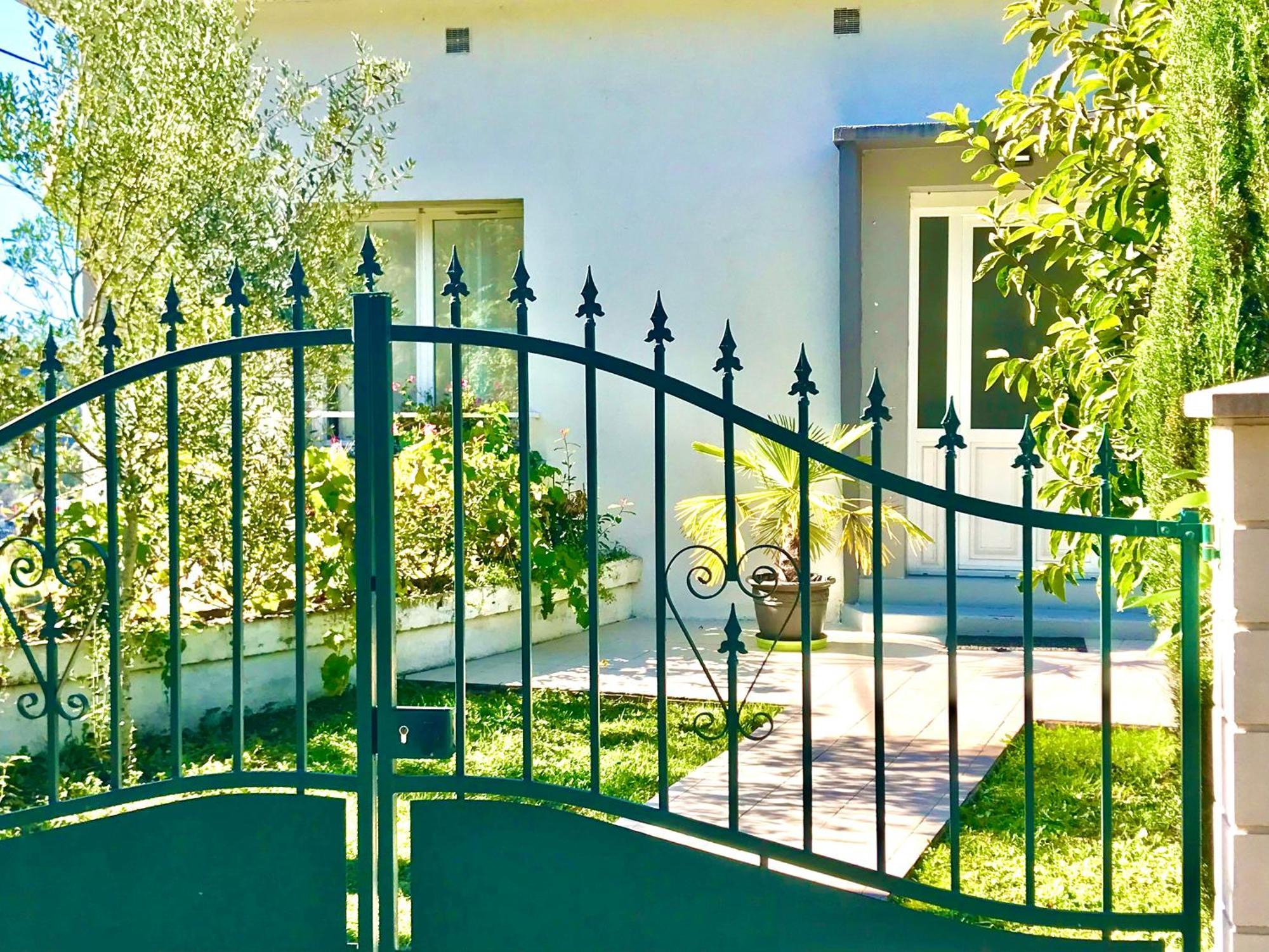 Villa Maison Blanche Tulle 1 A 4 Personnes エクステリア 写真