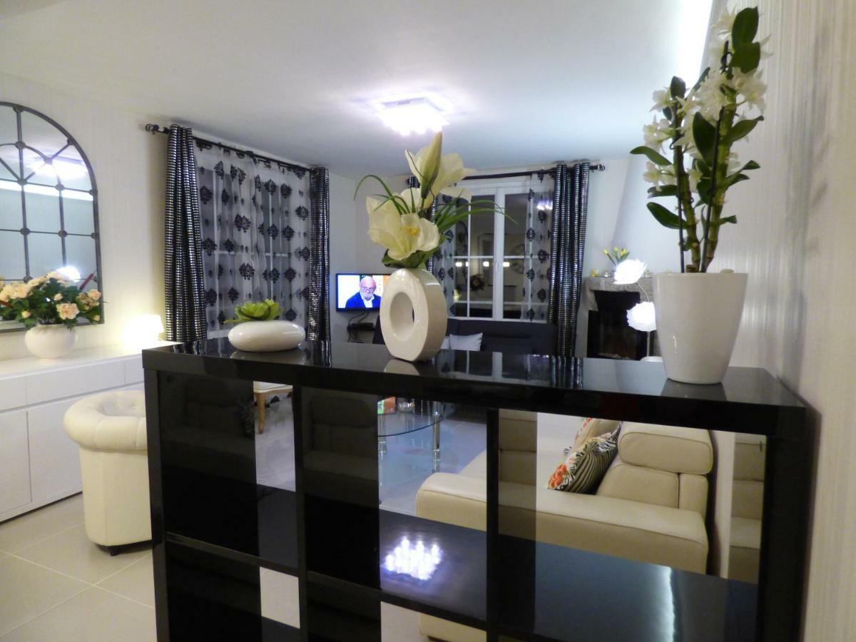 Villa Maison Blanche Tulle 1 A 4 Personnes エクステリア 写真